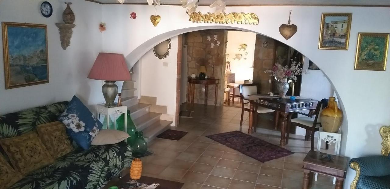La Cascina Della Grotta Di Tufo Panzió San Valentino  Kültér fotó