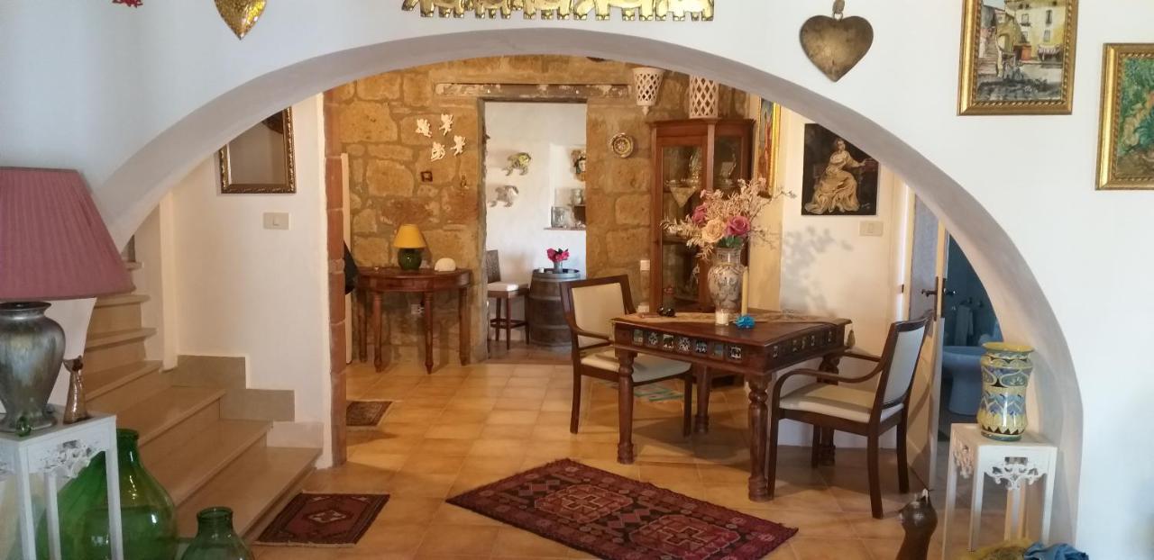 La Cascina Della Grotta Di Tufo Panzió San Valentino  Kültér fotó