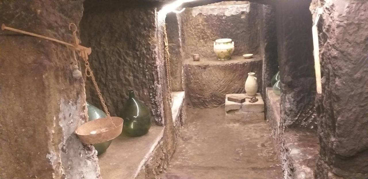 La Cascina Della Grotta Di Tufo Panzió San Valentino  Kültér fotó